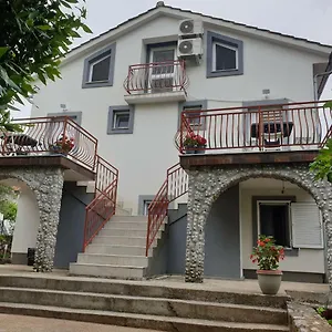 Apartment Pejo, Gostinjac